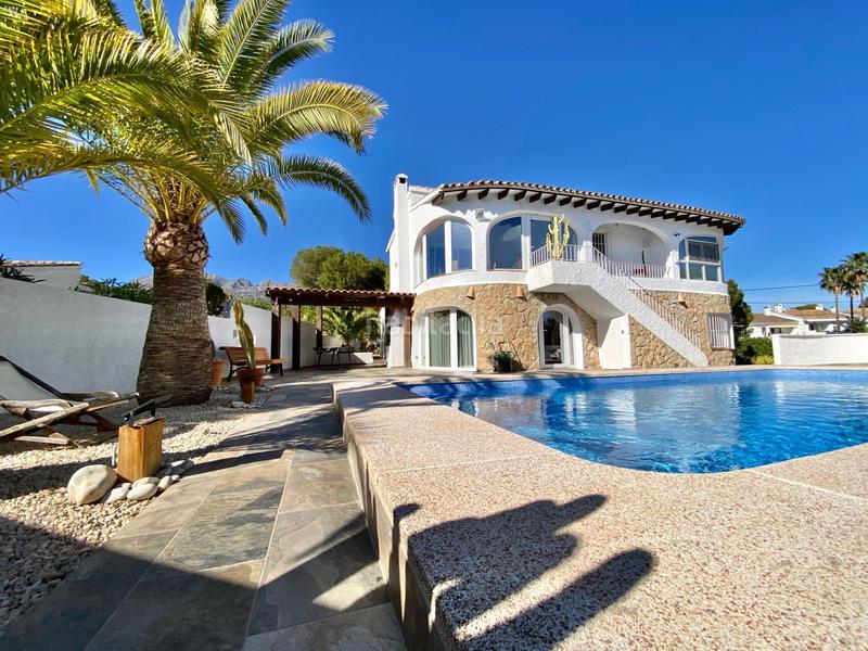 Foto d45391bf-2473-44e5-ad23-6e4d9006d716. Casa villa mediterránea con la última tecnología para el hogar en una ubicación privilegiada en Altea
