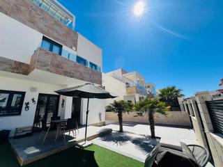 Casa adossada a Polop. Rara oportunidad  adosado popular en polop de la marina reventa
