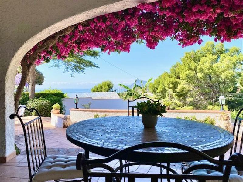 Foto 35466ab9-eb5b-463b-b94c-74468c1151c8. House with heating pool in Altea la vella Altea