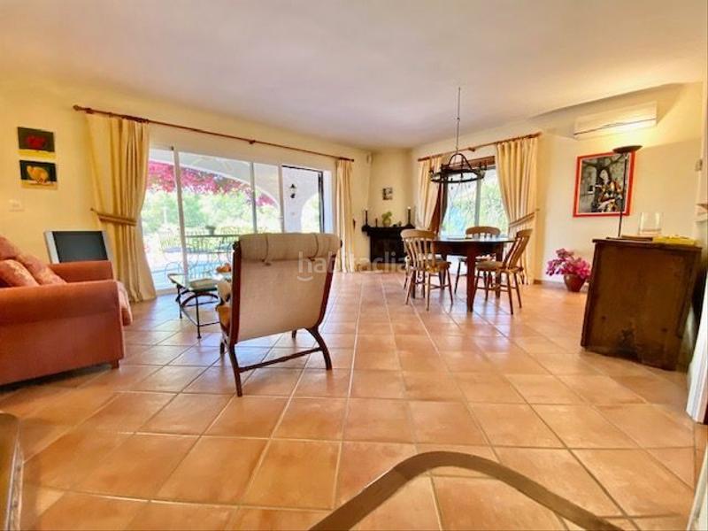 Foto ca5734f9-5c29-4969-96c4-c8e094bee34b. House with heating pool in Altea la vella Altea