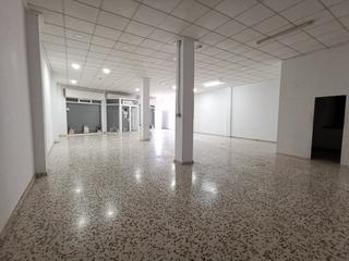 Location Local commercial à La Foia - Daimés - Asprella. Local comercial en elche  la hoya. con entrada y salida a dos ca