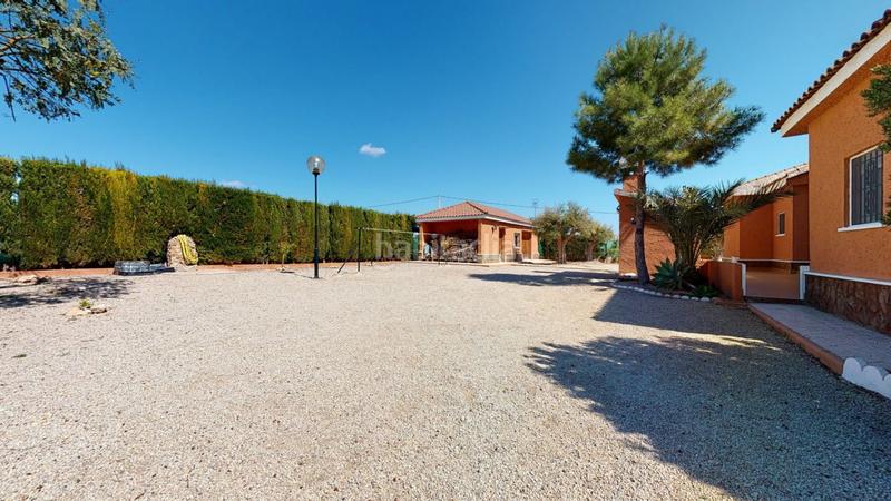 Foto 120992f5-27bc-4d39-83d3-b950f92e443c. Chalet con riscaldamento piscina in Peña de las Águilas Elche / Elx