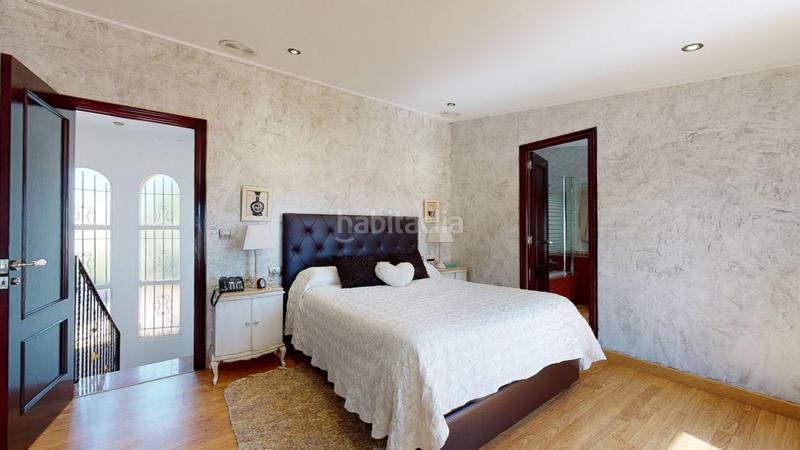 Foto 121ecb32-39b0-444b-bdd9-7b87a5e0fe2c. Chalet con riscaldamento piscina in Peña de las Águilas Elche / Elx