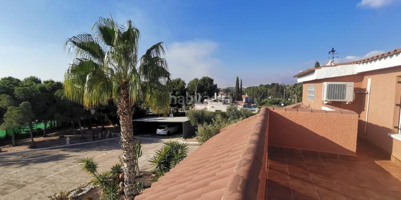Foto 77a3f9e9-a052-4bf7-a321-e178030fe5e6. Chalet con riscaldamento piscina in Peña de las Águilas Elche / Elx