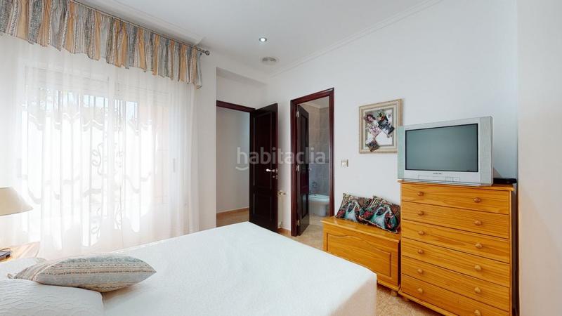 Foto cbdf8bcd-a38a-4559-8994-3815965665a4. Chalet con riscaldamento piscina in Peña de las Águilas Elche / Elx