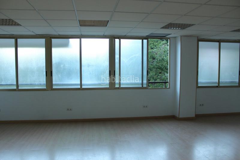 Foto 4e68195a-3a8a-4043-81c8-fa6aede5aab9. Miete büro in Elche / Elx