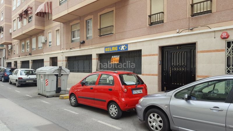 Foto 72f1fcce-a7f9-4388-b503-74e8e90566ba. Local comercial a Elche / Elx