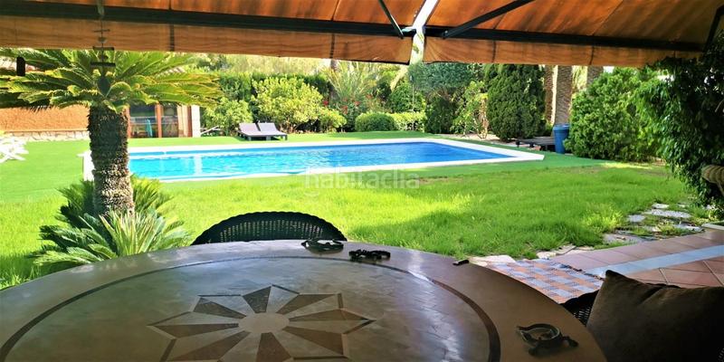 Foto 0b2f2182-b10c-414a-b94b-9182529a22d2. Chalet avec chauffage parking piscine dans Peña de las Águilas Elche / Elx