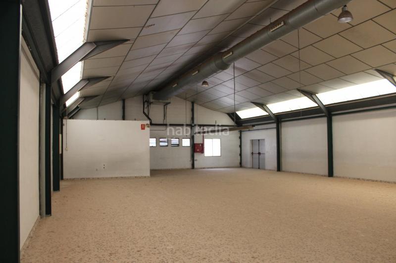 Foto 8a95cc30-c3e6-4f2e-8064-6b2e52f90bd6. Affitto capannone industriale in San Crispín Elche / Elx