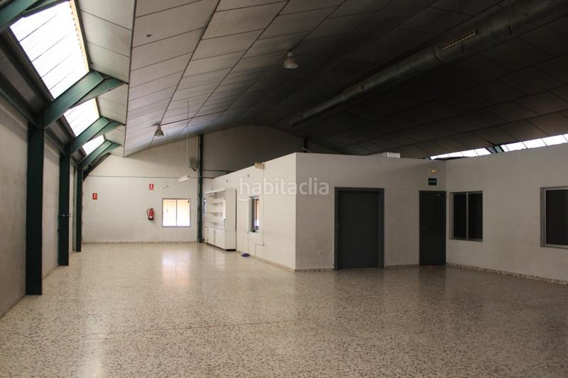 Foto b974074e-fcdf-4ef6-965d-8d921f607bb2. Affitto capannone industriale in San Crispín Elche / Elx