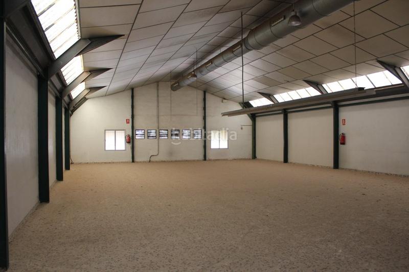 Foto a7a322ae-6aaf-4773-9a85-dbe753c55246. Alquiler nave industrial  en elche zona carrus, 815 m2 en Elche / Elx