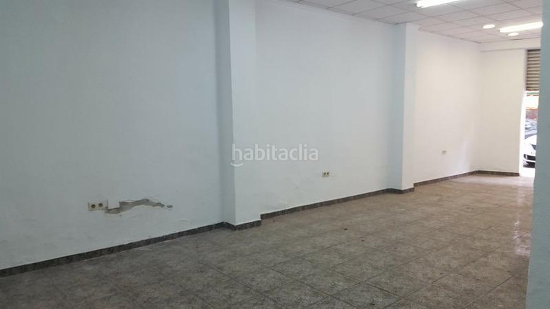 Foto c40fc371-4f02-43e2-aa47-842da673e2ef. Rent business premise in Reina Victoria - Miguel Hernández Elche / Elx