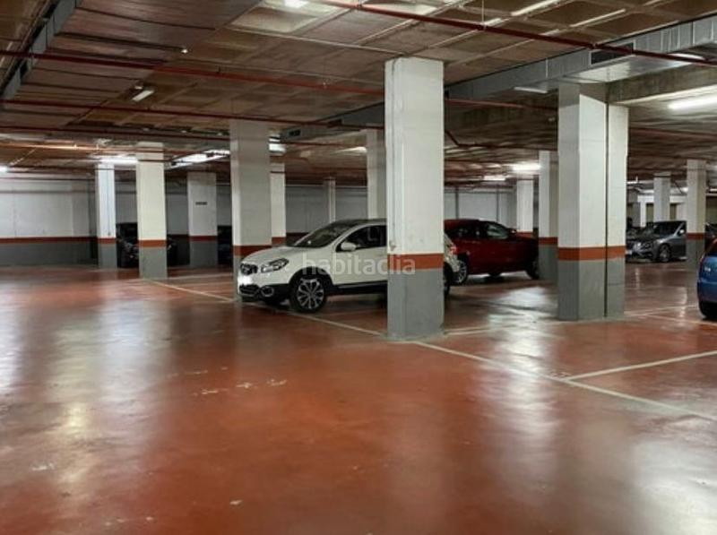 Foto 69b5d1bc-42cf-4f01-be12-fad0ffdca908. Parking voiture dans Centro Elche / Elx