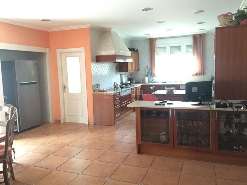 Foto 234dc315-dad2-48d0-acd9-c6dd60248a7f. Chalet with heating parking pool in Ciutat Jardí - Torreta Verdí Elche / Elx