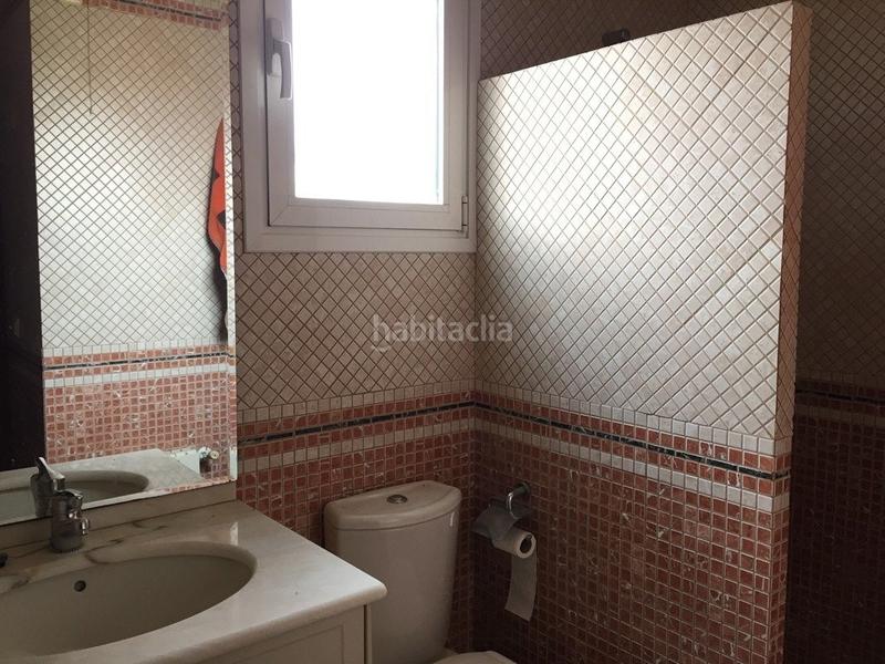 Foto 39c4e7e5-dc99-4691-b0f1-f728da7edd21. Chalet with heating parking pool in Ciutat Jardí - Torreta Verdí Elche / Elx