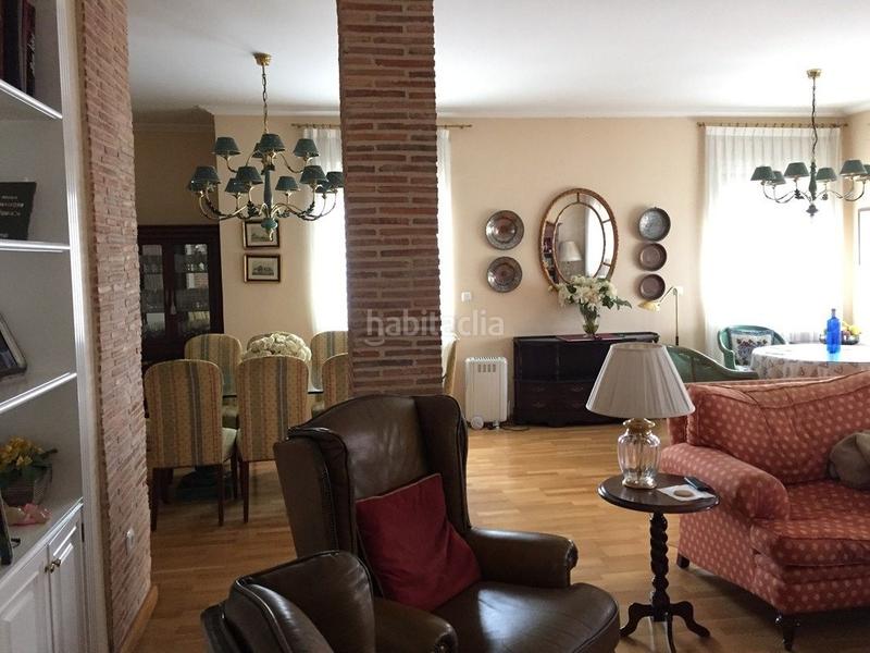 Foto 8633c115-56c4-4fba-bbb4-60a29f3737a3. Chalet with heating parking pool in Ciutat Jardí - Torreta Verdí Elche / Elx