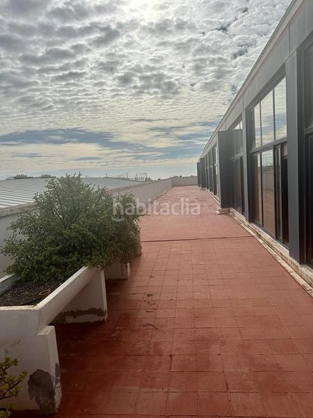 Foto 0bb0c8c9-fcc7-4ba2-9eea-7d36885b4ada. Affitto ufficio in Ciutat Esportiva Elche / Elx