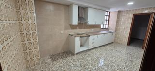 Location Appartement à Pont Nou - Corazón de Jesús. Piso en alquiler en elche  zona centro
