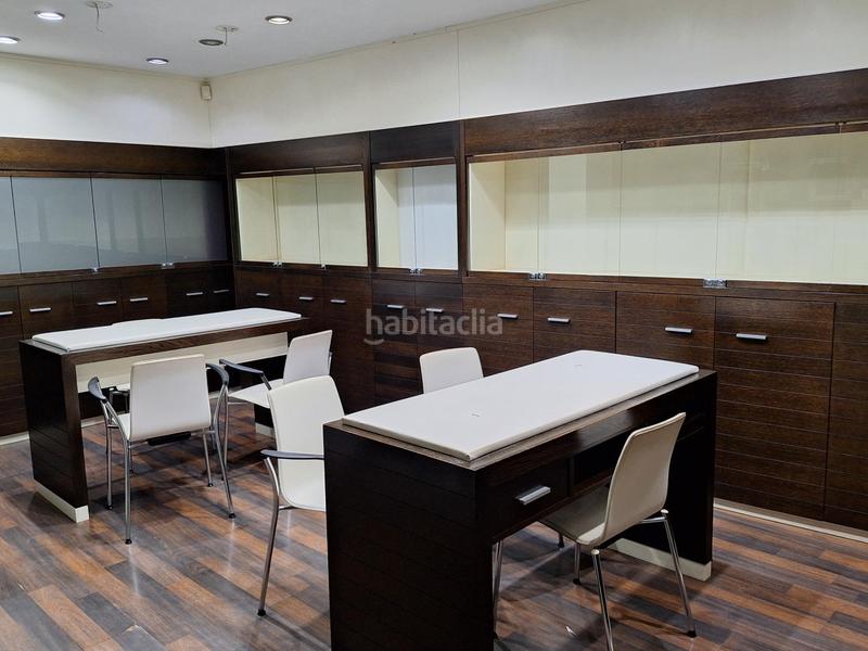 Foto 2a48ac0b-fc1e-4bab-bb8d-c4eacff78793. Affitto locale commerciale in Centro Elche / Elx