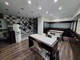 Business premise in Centro