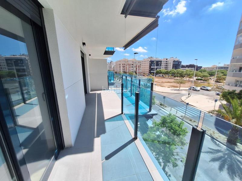 Foto 5c87b358-e87b-4476-b000-fcb7cdbe8d87. Location appartement avec chauffage parking piscine dans Elche / Elx