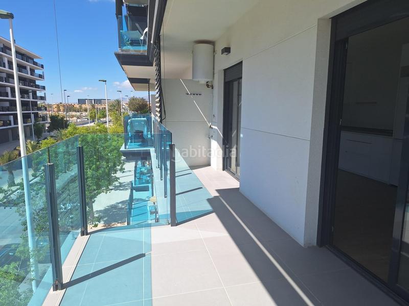 Foto 68accaa0-bc0c-4009-ac8b-9b422bbb300e. Rent flat with heating parking pool in El Travaló - Martínez Valero Elche / Elx