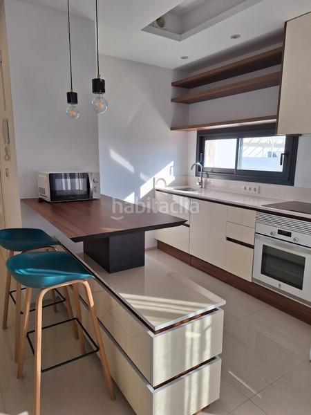 Foto 8b50b3f8-dcfd-4fca-8a1e-257ce0ed374d. Alquiler apartamento ático en alquiler en arenales del sol en Elche / Elx