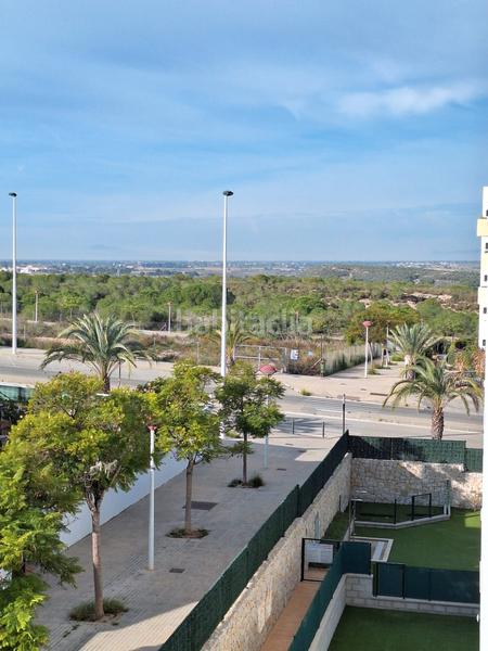 Foto 62ab4f09-87a1-48b0-a0ac-42a02aba4b67. Lloguer apartament amb piscina a Los Arenales del Sol Elche / Elx