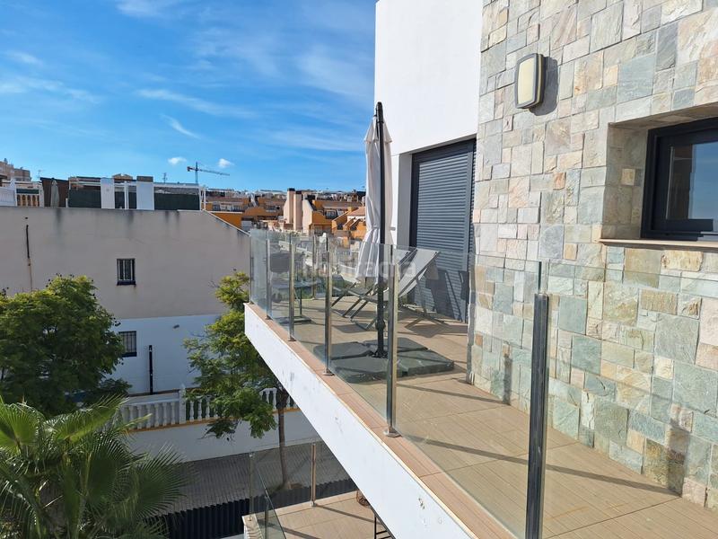 Foto cd38d2cf-c4a2-4472-8054-5460bba5ac8b. Rent apartment with pool in Los Arenales del Sol Elche / Elx