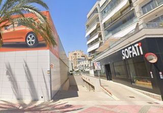 Aparcament cotxe a Nou Altabix