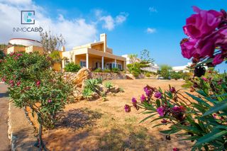 Xalet a Cabo de Palos. Oportunidad única en calaflores, cabo de palos chalet con gran p