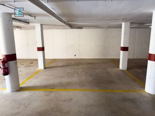 Lloguer Aparcament cotxe  Calle calas 1. Alquiler plaza de garaje