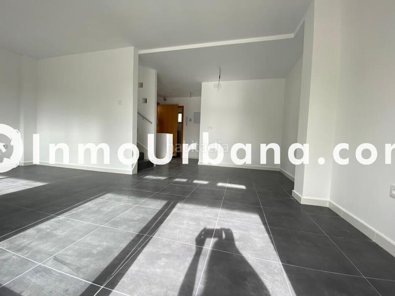 Foto ac15b5ac-d02a-43f5-8d2c-1a2205ff15d7. Xalet a carrer de la carrasqueta 1 a Centro Mutxamel