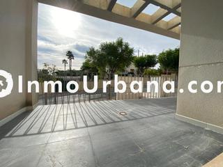 Chalet à Carrer de la carrasqueta 1. Chalet pareado en mutxamel