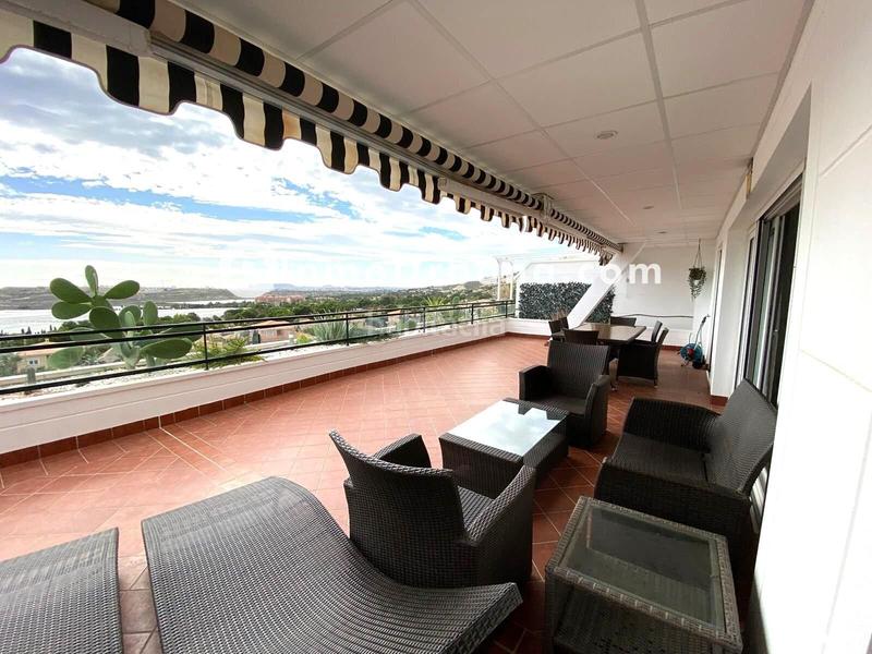 Foto a5cdcb5e-c2ab-468e-9f0a-931bef16623d. Ático atico vistas al mar bonalba golf en Bonalba-Cotoveta Mutxamel