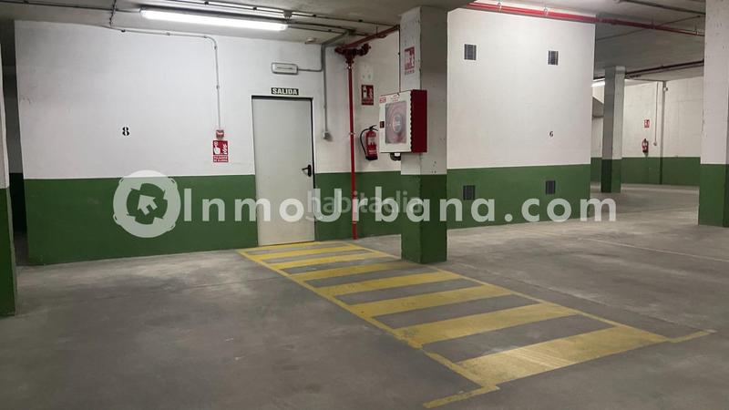 Foto 43fa9a5c-03ac-40b2-8da5-bf878e272eaa. Parking voiture dans vicente fuentes sansano 22 dans Elche / Elx