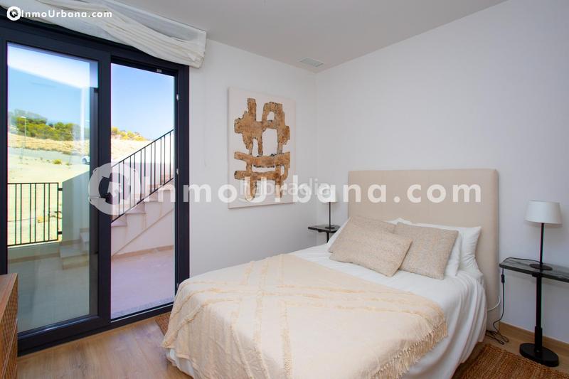 Foto c4abed66-8bd0-4695-87a1-32285fef25ed. Casa adosada estupendo adosado a estrenar en alenda golf en Monforte del Cid
