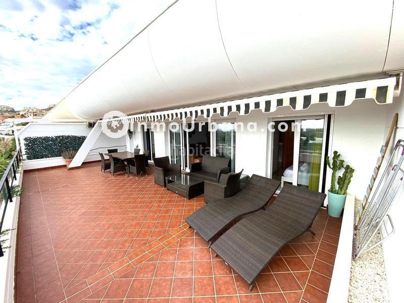 Foto 13069c39-6832-4122-8d55-28b48b5ffd82. Dachwohnung mit heizung parking pool in Bonalba-Cotoveta Mutxamel