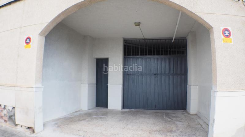 Foto f1df6f31-0ab2-419c-83c8-0f1c946e6849. Autoparkplatz in calle de joaquim martínez macià 60 in Elche / Elx