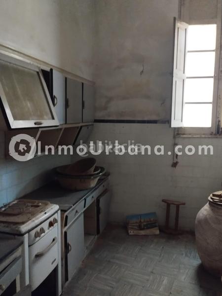 Foto 7f8112a8-d03e-4d3a-ba2c-7c78eb8e6385. Casa  centrica en San Juan Aspe