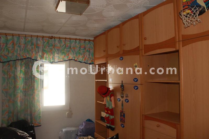 Foto 035136a0-9fc9-4f64-8a4d-cdc59fae385d. Piso gran vivienda de 4 hab en pza de madrid en Carrús Oeste Elche / Elx