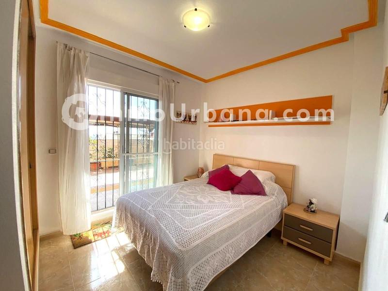 Foto 1231adf8-6cc3-4aa9-a74c-ec4c4d514811. Casa aparellada amb aparcament piscina a Bonalba-Cotoveta Mutxamel