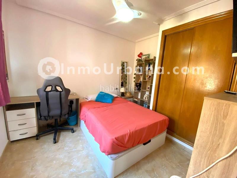 Foto 3297029a-30c0-457b-acf1-9d7b9680ed63. Casa aparellada amb aparcament piscina a Bonalba-Cotoveta Mutxamel