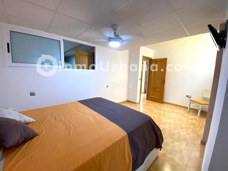 Foto 38f0d28c-64e4-41b8-ba8d-8eb11a09d914. Casa aparellada amb aparcament piscina a Bonalba-Cotoveta Mutxamel