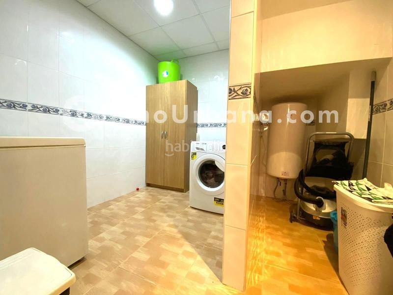 Foto 55852169-59d7-405f-8138-afd9e0ff949c. Casa aparellada amb aparcament piscina a Bonalba-Cotoveta Mutxamel