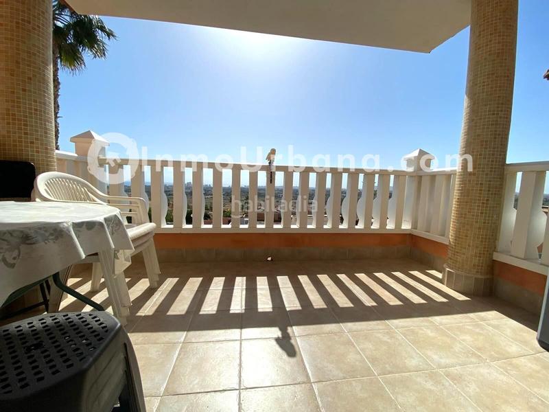 Foto 7da346e1-2941-4125-b9b5-357403ab1955. Casa aparellada amb aparcament piscina a Bonalba-Cotoveta Mutxamel