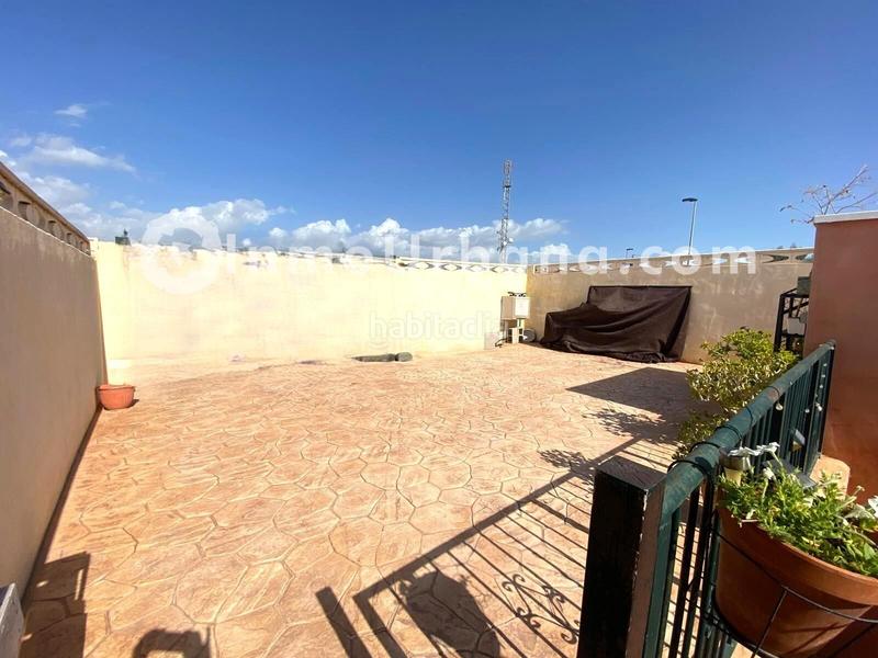 Foto ba80ea56-29f7-4595-98db-fbd825aedccb. Casa aparellada amb aparcament piscina a Bonalba-Cotoveta Mutxamel