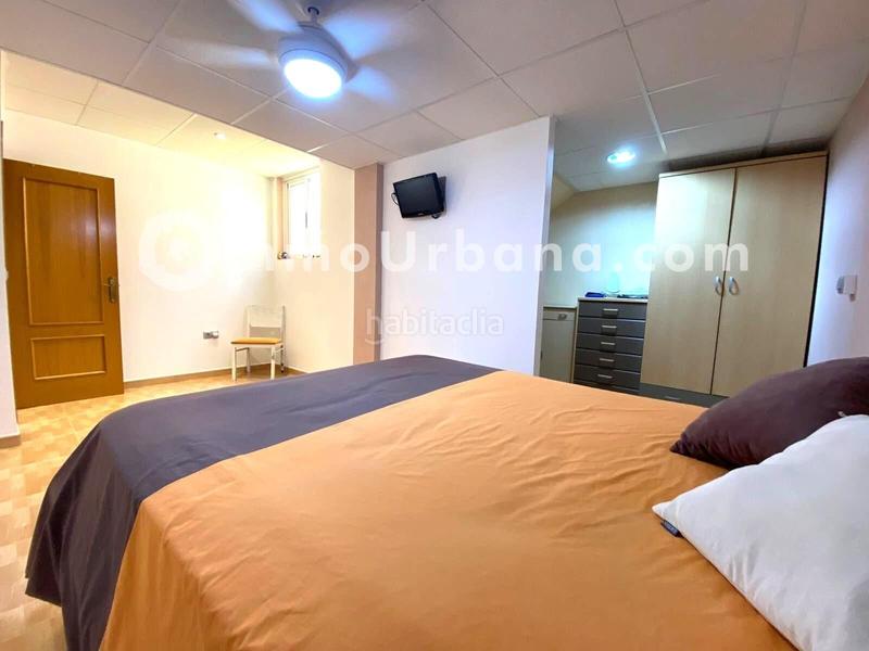 Foto ce7d6ab9-2cf9-45a4-98e7-fd929a7ee579. Casa aparellada amb aparcament piscina a Bonalba-Cotoveta Mutxamel