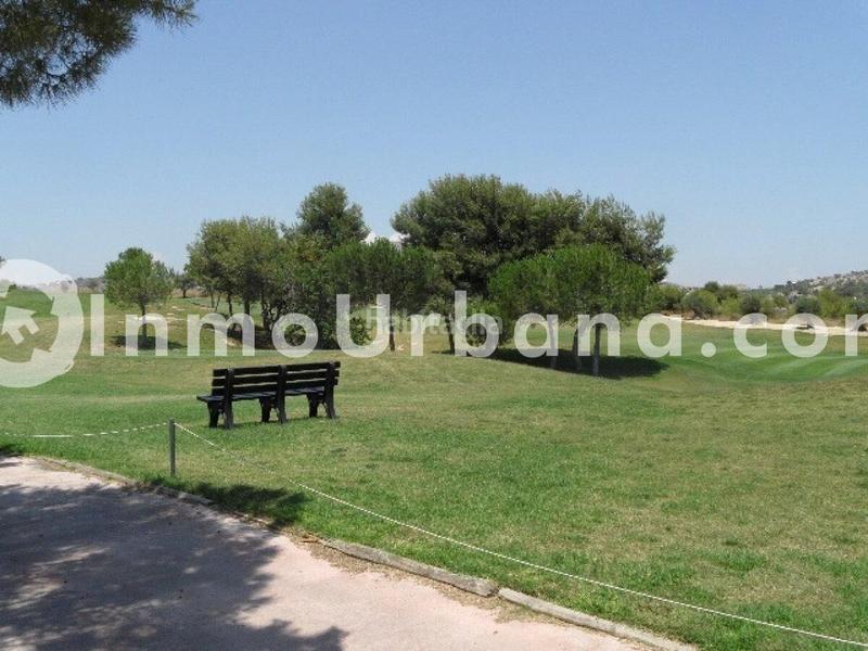 Foto 007f1a1f-b239-4b6a-8677-b8f8c8fbd868. Maison jumelée avec parking dans Monforte del Cid