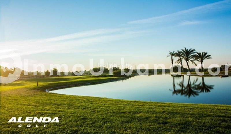 Foto 014e8b68-c390-4537-a363-1f0404bbfa64. Maison jumelée avec parking dans Monforte del Cid